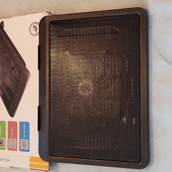 Notebook Cooler - Picture 3 of 4